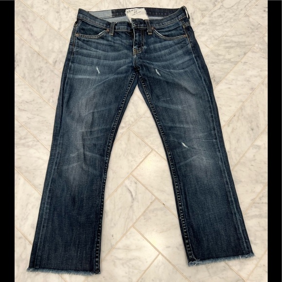 TEXTILE ELIZABETH & JAMES - Grace dark wash cropped jeans size 26 EUC !! - Picture 1 of 8